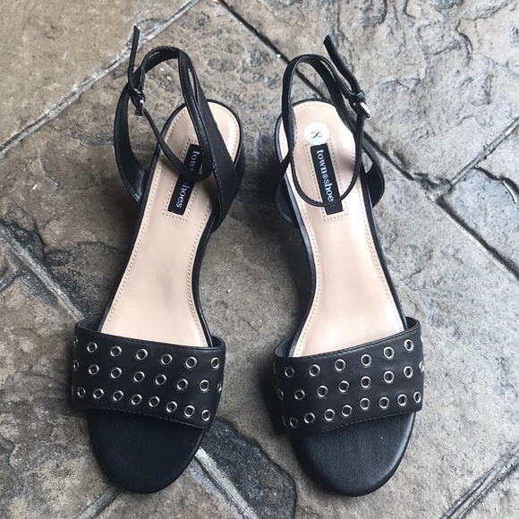 🆕 Town Shoes leather sandals, size 8 - Picture 2 of 10